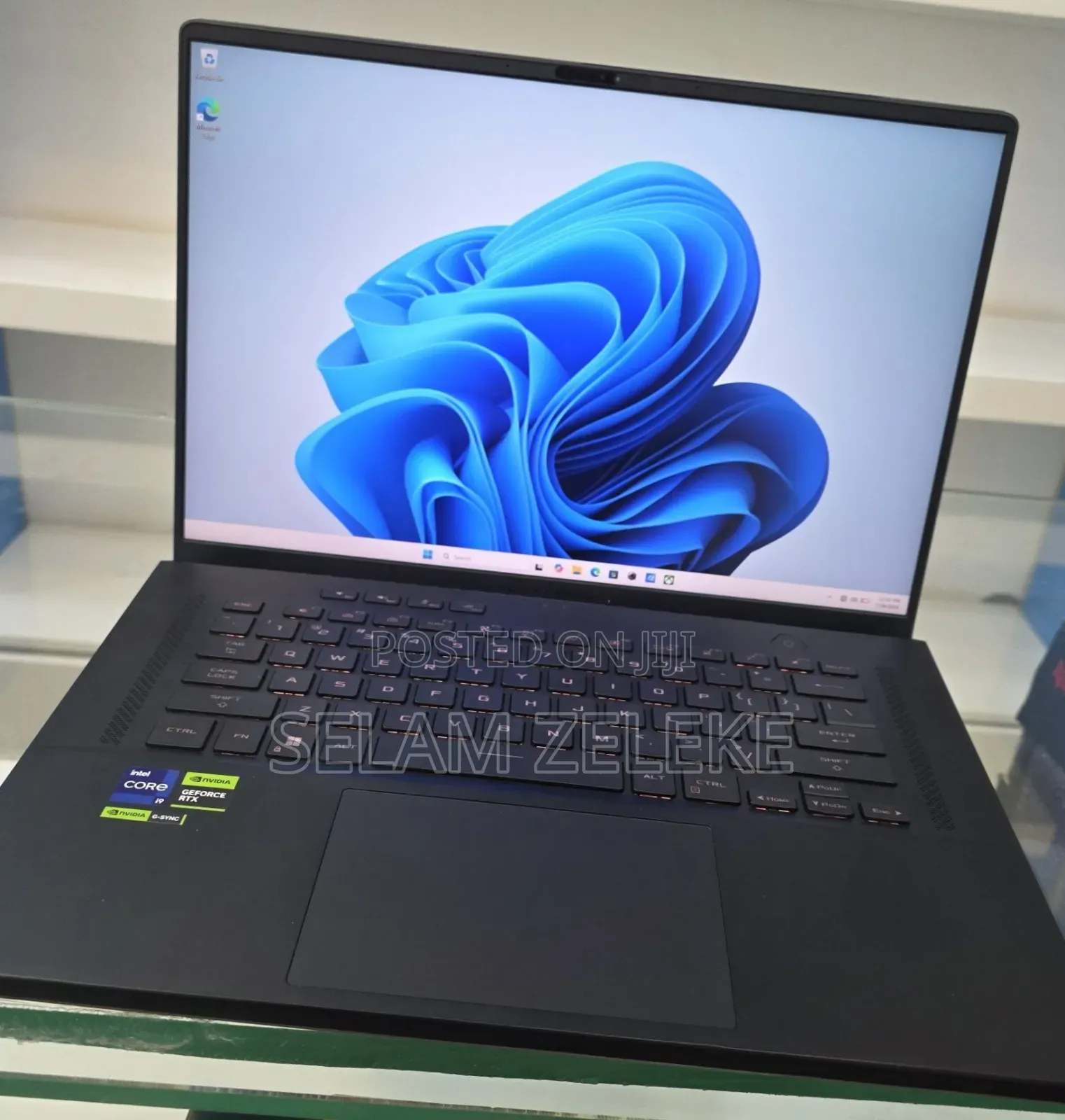 New Laptop Asus 16GB Intel Core i9 SSD 512GB
