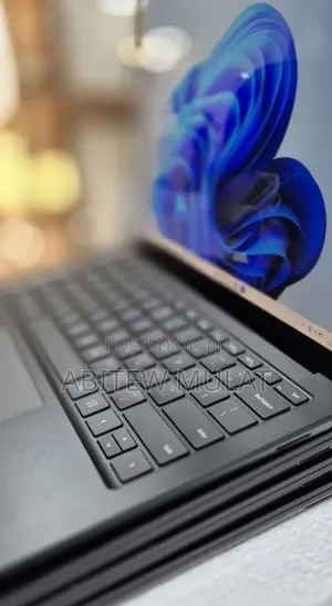 New Laptop Microsoft Surface Laptop 3 16GB Intel Core i5 SSD 256GB