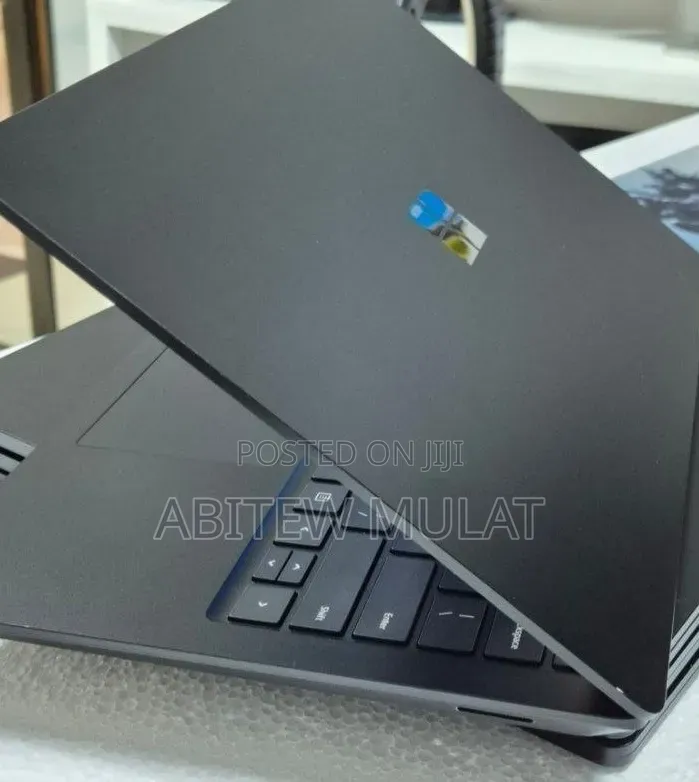 New Laptop Microsoft Surface Laptop 3 16GB Intel Core i5 SSD 256GB