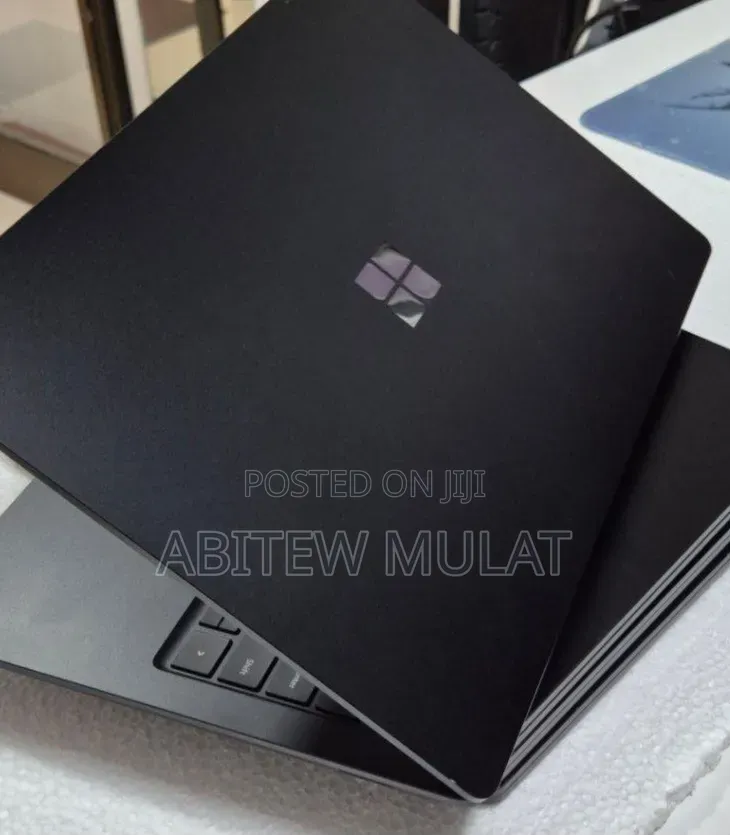New Laptop Microsoft Surface Laptop 3 16GB Intel Core i5 SSD 256GB