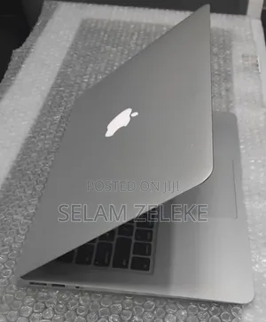 New Laptop Apple MacBook Air 2017 8GB Intel Core i5 SSD 128GB