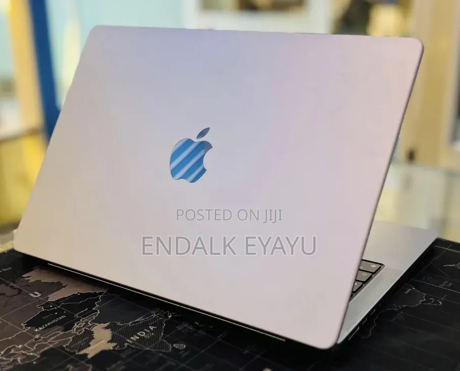 New Laptop Apple MacBook Pro 2021 M1 16GB Apple M1 Pro SSD 512GB