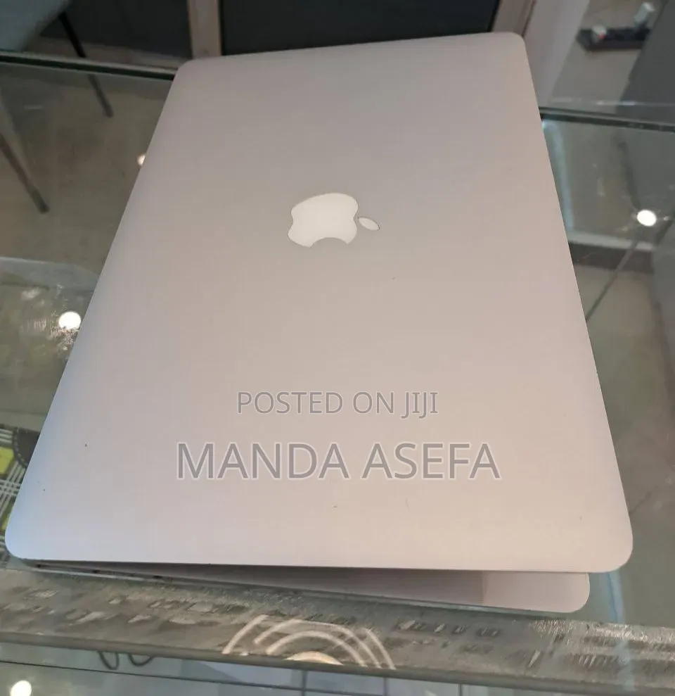 New Laptop Apple MacBook Air 2017 8GB Intel Core i5 SSD 128GB