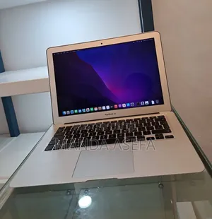 New Laptop Apple MacBook Air 2017 8GB Intel Core i5 SSD 128GB