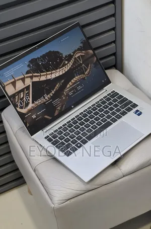 New Laptop HP EliteBook 840 G9 16GB Intel Core i5 SSD 512GB