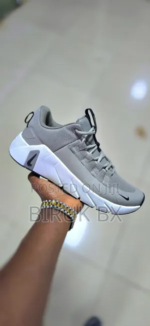Nike ጫማወች የወንድ