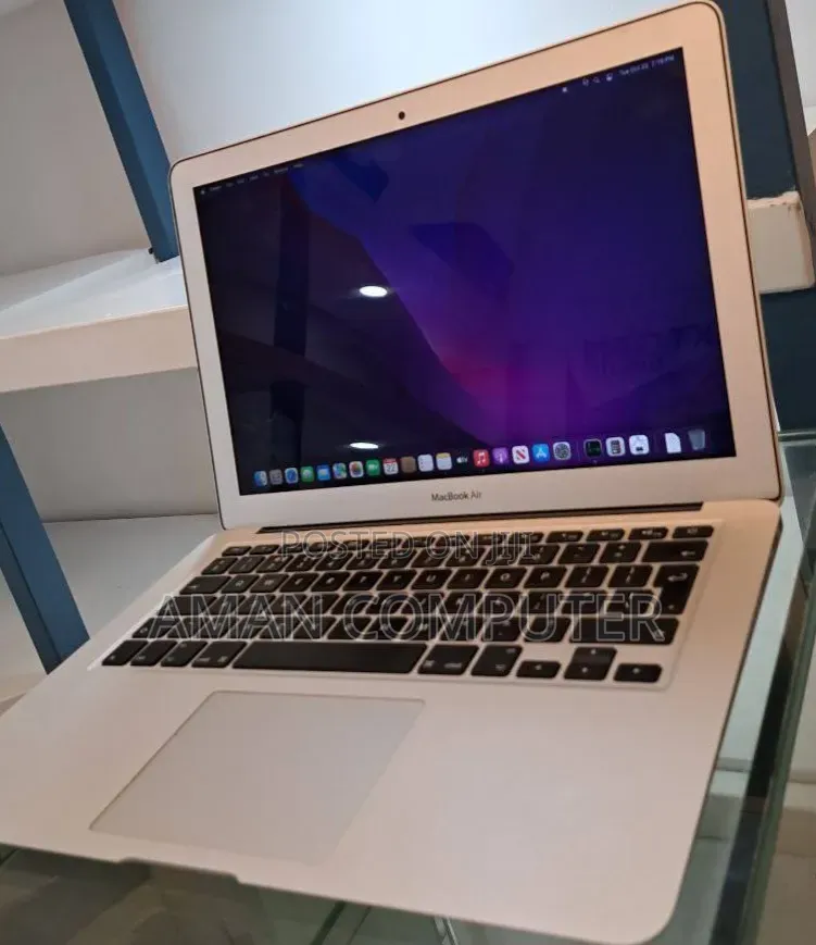 New Laptop Apple MacBook Air 2017 8GB Intel Core i5 SSD 128GB