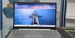 New Laptop Lenovo 8GB Intel Core i5 SSD 512GB