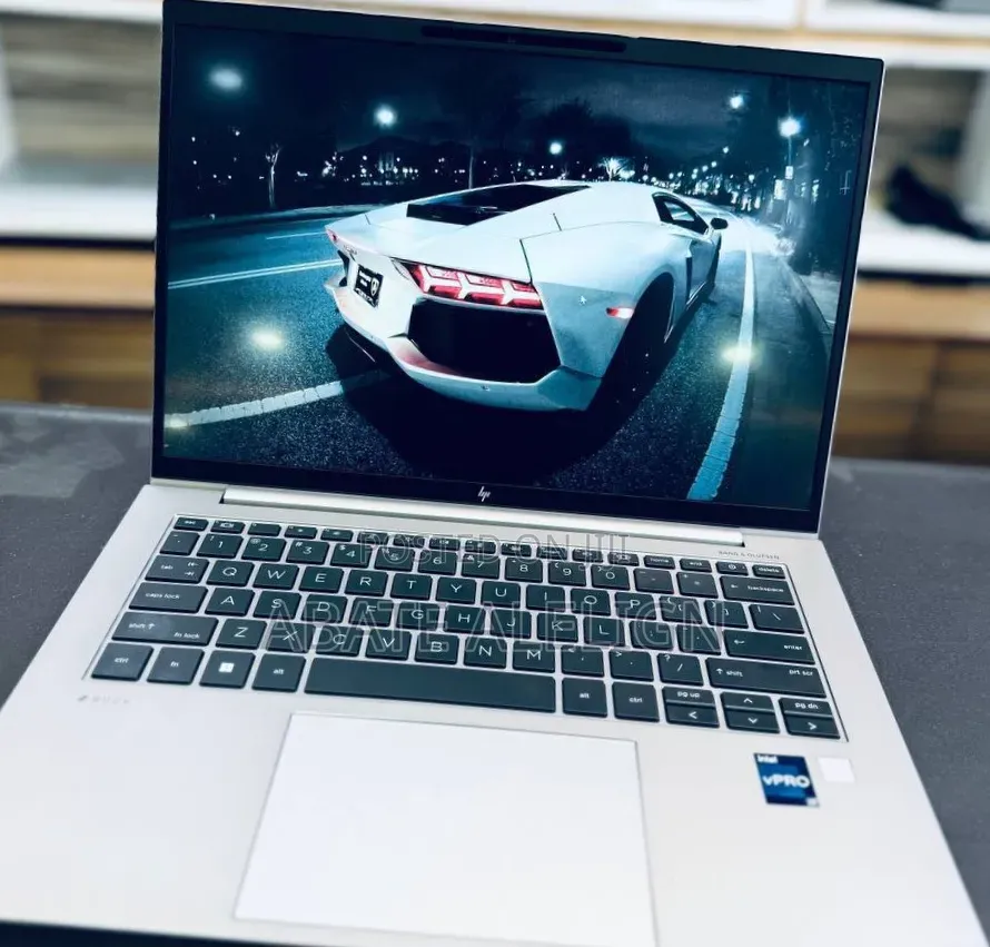 New Laptop HP ZBook Studio 16GB Intel Core i7 SSD 512GB