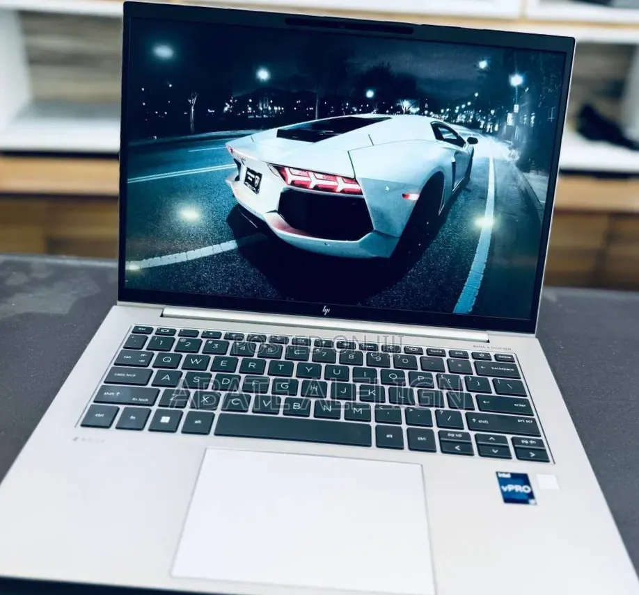 New Laptop HP ZBook Studio 16GB Intel Core i7 SSD 512GB