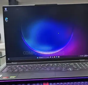 New Laptop Lenovo LOQ 15AHP10 32GB AMD Ryzen 9 SSD 1T