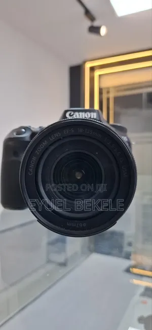 Canon 90D Camera