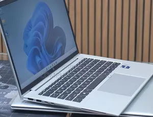 New Laptop HP EliteBook 840 G9 16GB Intel Core i7 SSD 512GB