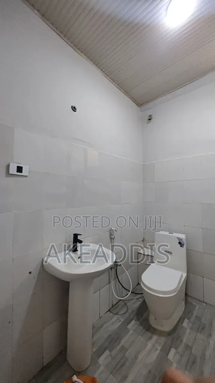 Furnished 2bdrm Condo in Bole Ayat for sale
