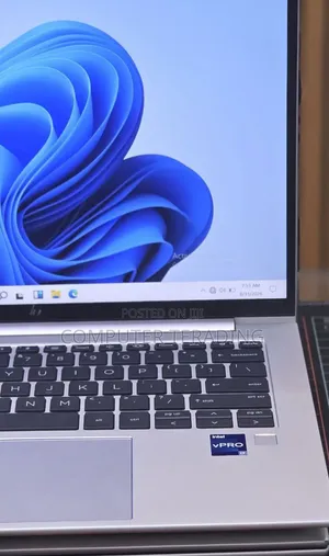 New Laptop HP EliteBook 840 G10 16GB Intel Core i7 SSD 512GB