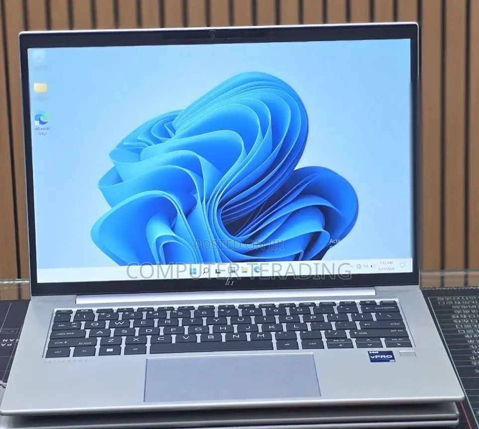 New Laptop HP EliteBook 840 G10 16GB Intel Core i7 SSD 512GB