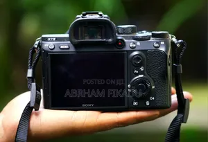 Sony A7iii 4k Camera With 28-70mm Lens
