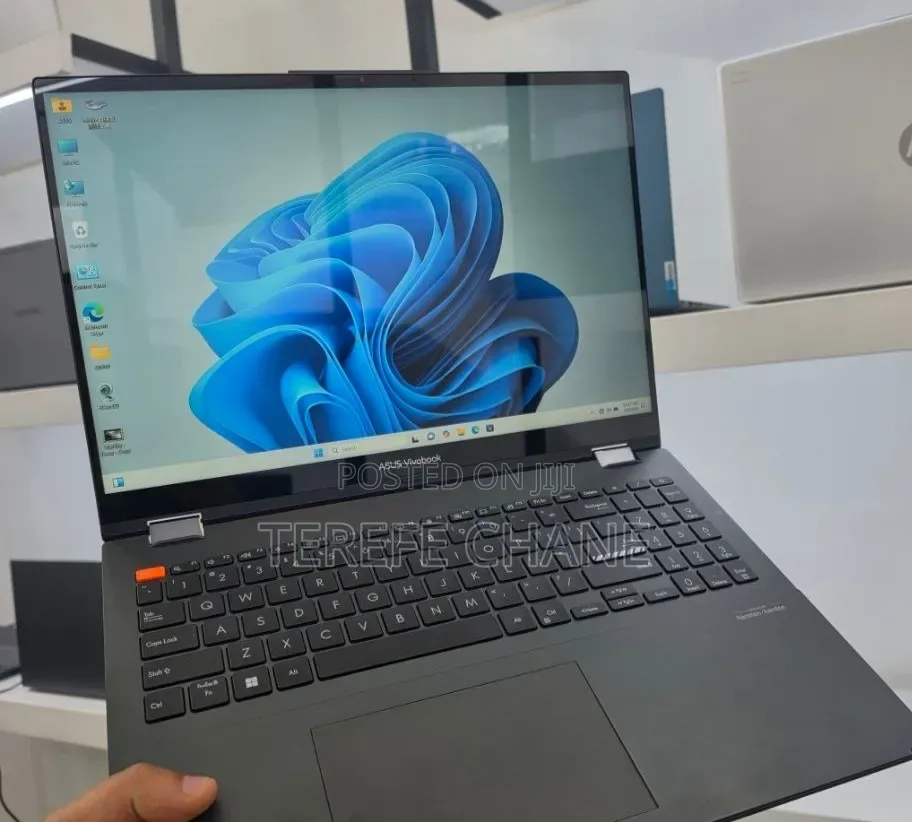 New Laptop HP Stream Notebook 16GB Intel Core i7 SSD 512GB