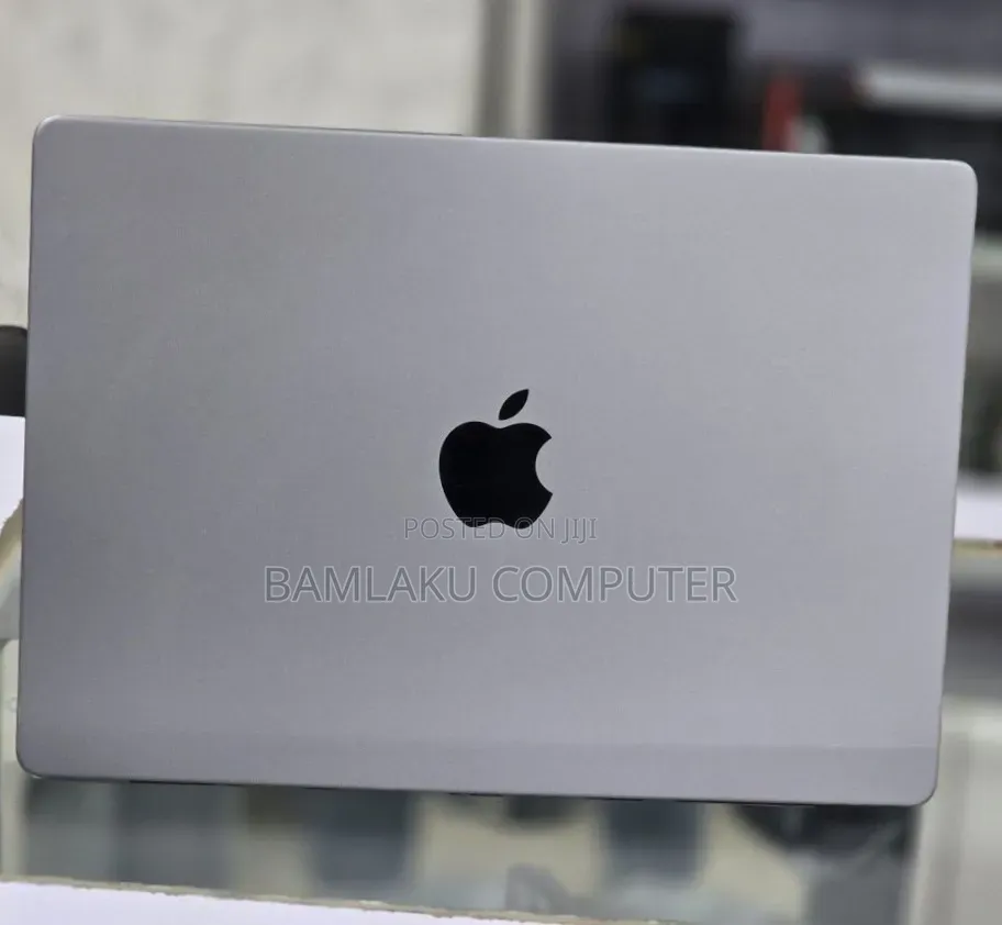 New Laptop Apple MacBook Pro 2021 M1 16GB Apple M1 Pro SSD 512GB