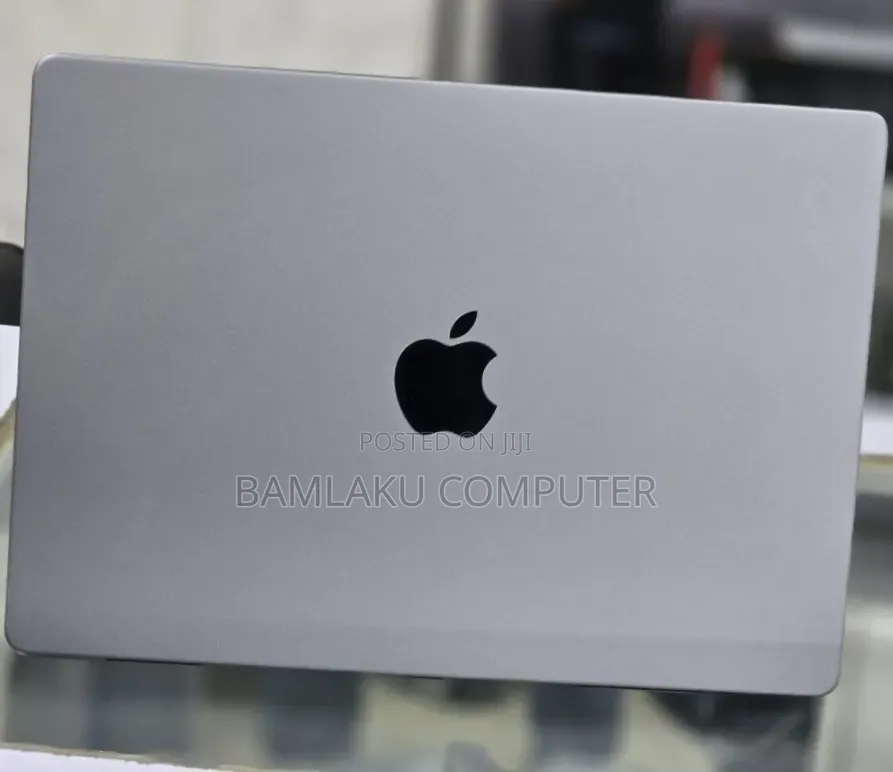 New Laptop Apple MacBook Pro 2021 M1 16GB Apple M1 Pro SSD 512GB
