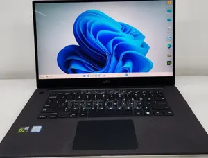 New Laptop Dell XPS 15 16GB Intel Core i7 SSD 512GB