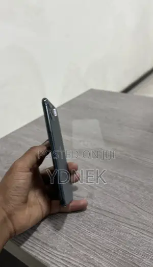 Apple iPhone 11 Pro Max 64 GB Gray