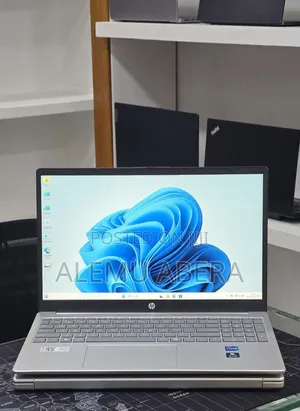 New Laptop HP 16GB Intel Core i7 SSD 1T