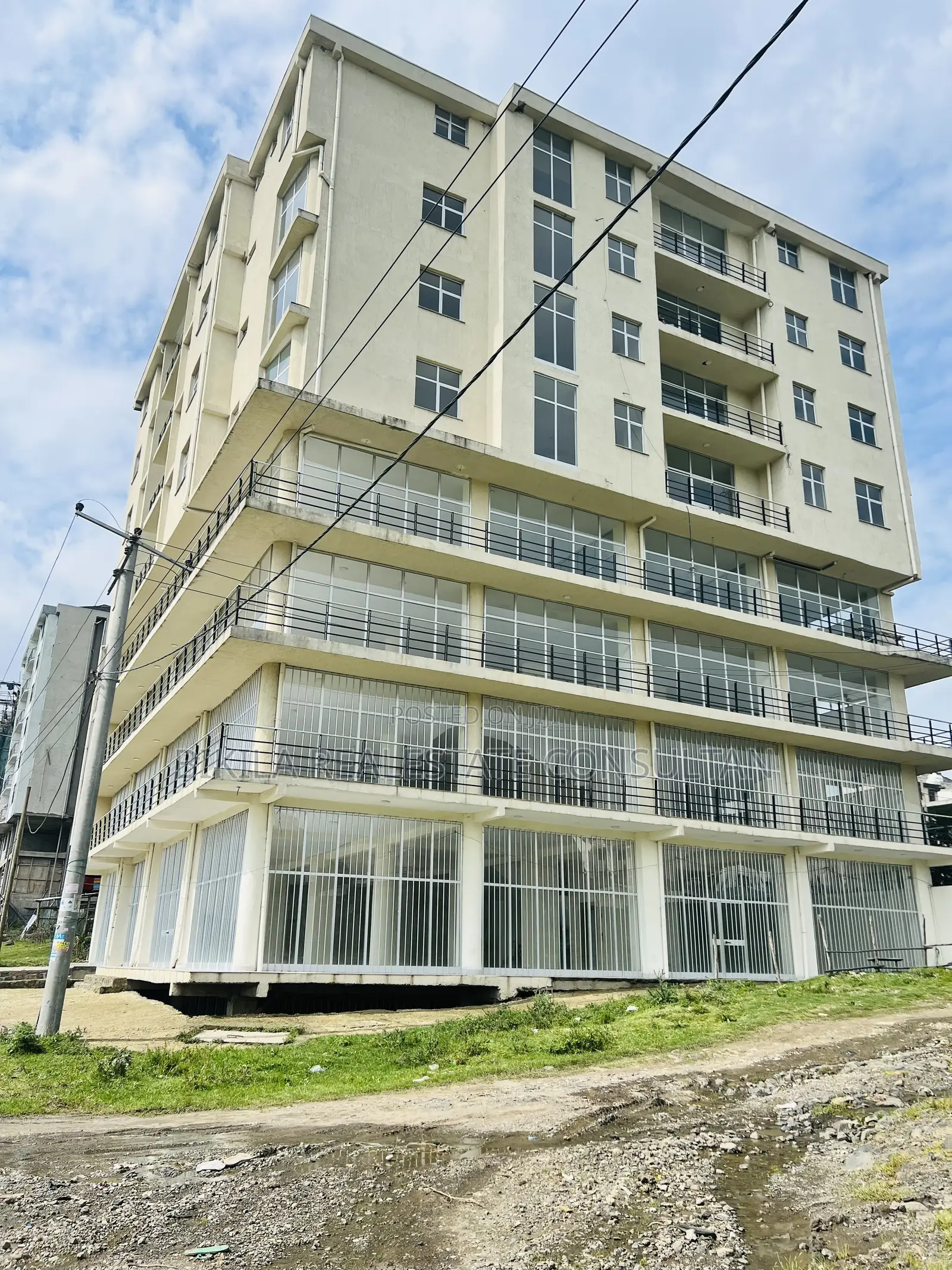 Furnished 3bdrm Apartment in Masero Realestate, Bole for sale