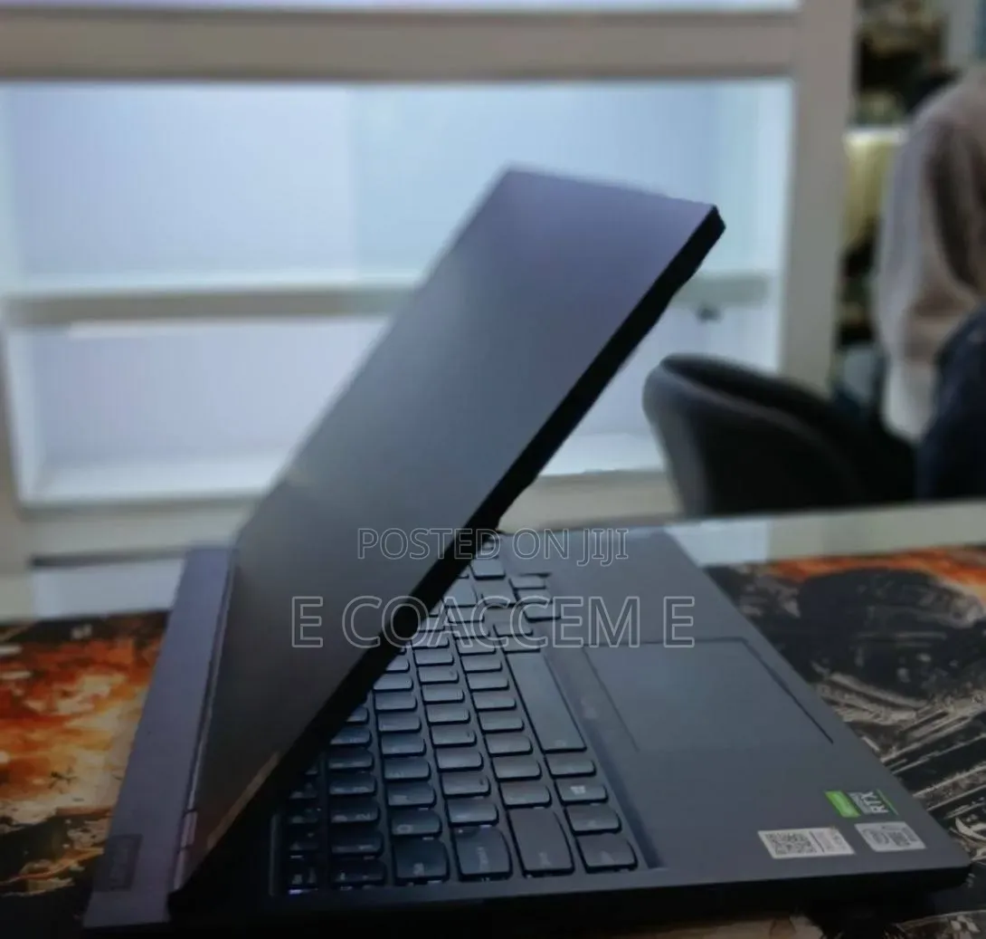 New Laptop Lenovo Y70 16GB Intel Core i7 SSD 512GB