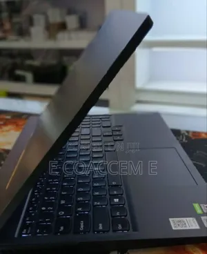 New Laptop Lenovo Y70 16GB Intel Core i7 SSD 512GB