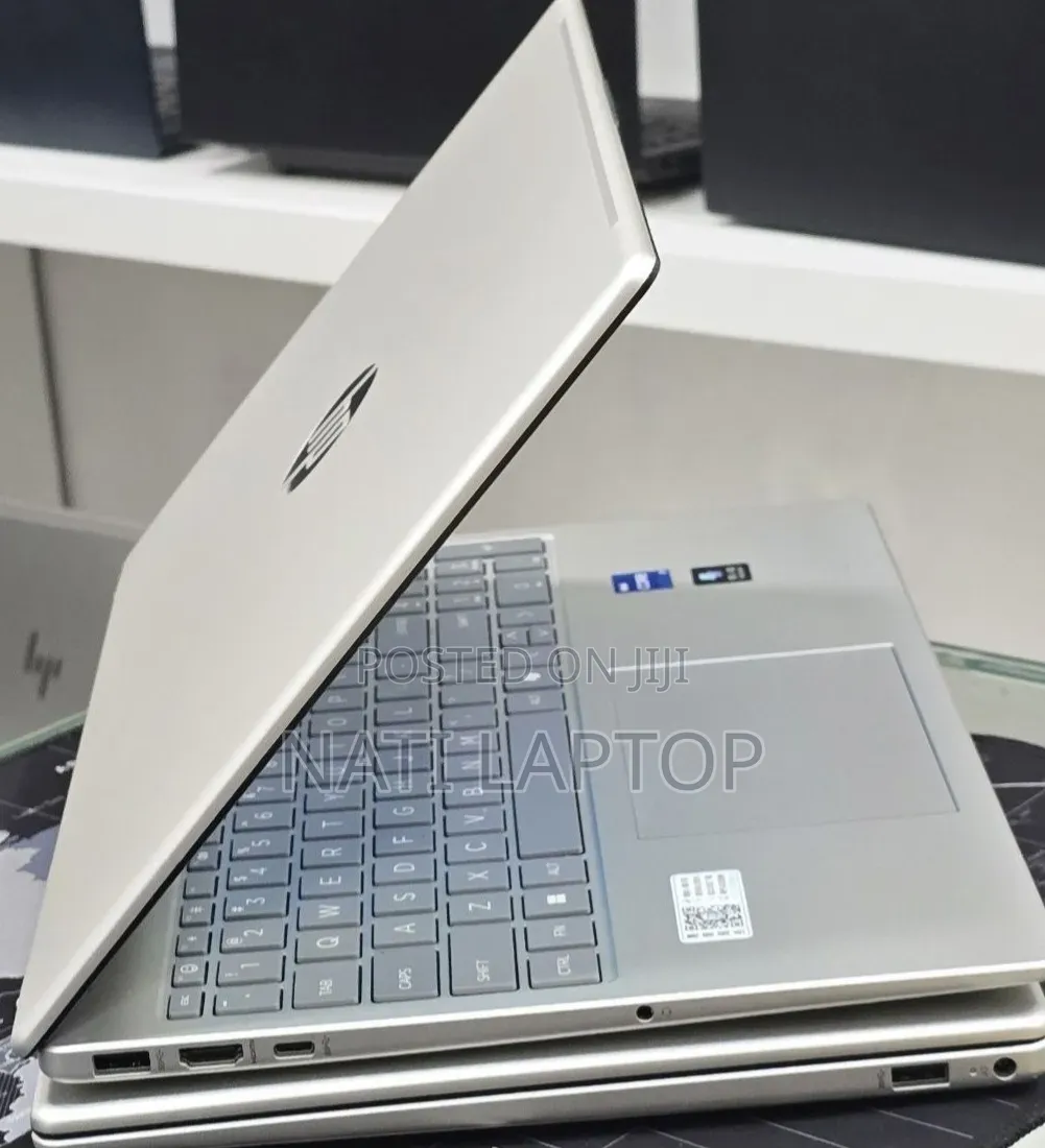 New Laptop HP Stream Notebook 16GB Intel Core i7 SSD 1T