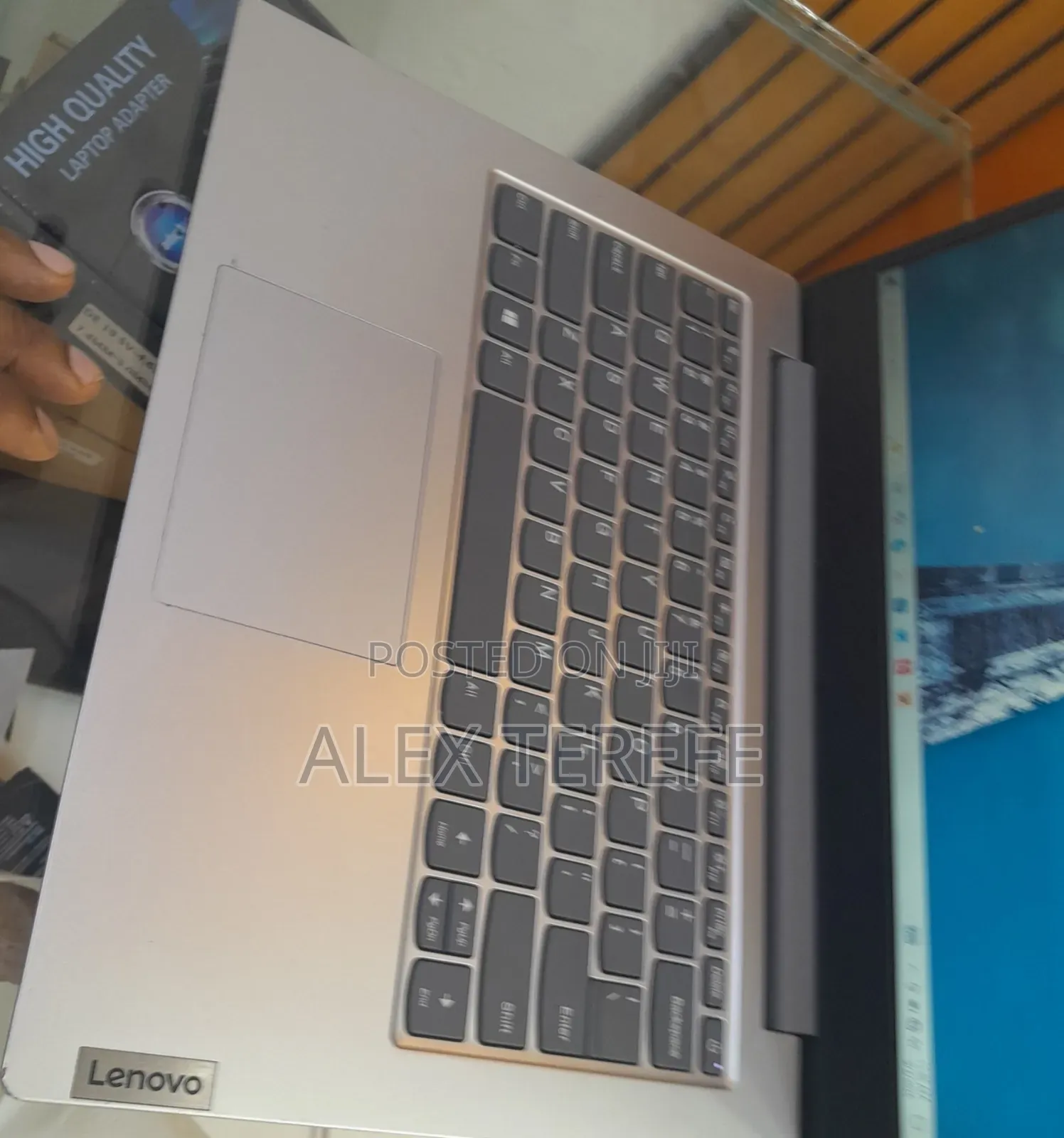 New Laptop Lenovo IdeaPad 1 4GB Intel Core M SSD 48GB