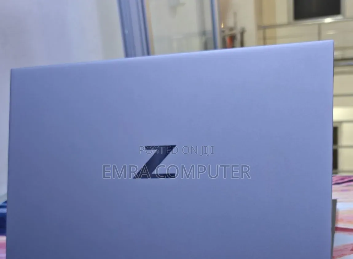 New Laptop HP 32GB Intel Core i7 SSD 512GB