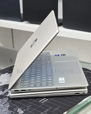 New Laptop HP Stream Notebook 16GB Intel Core i7 SSD 1T