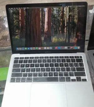 New Laptop Apple MacBook Air 2020 M1 8GB Apple M1 SSD 256GB