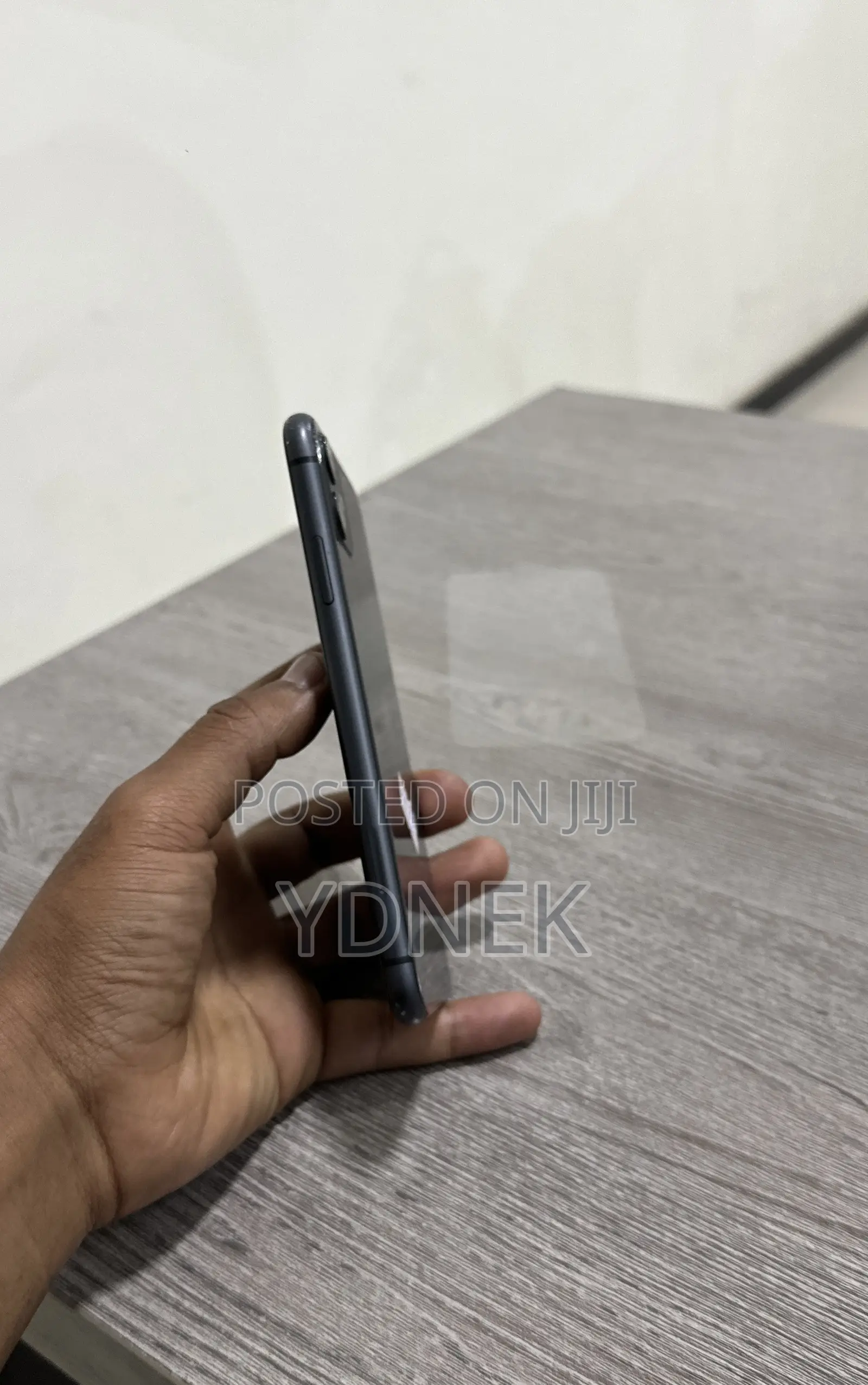 Apple iPhone 11 64 GB Black