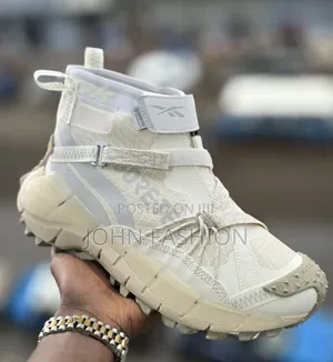 Reebok Boot's