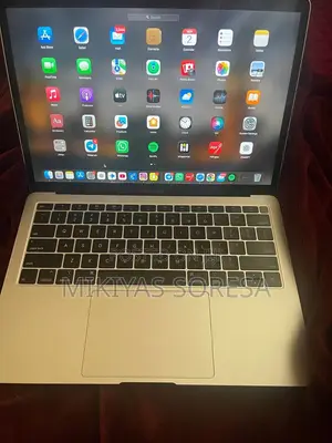 Laptop Apple MacBook 2018 8GB Intel Core i5 SSD 128GB