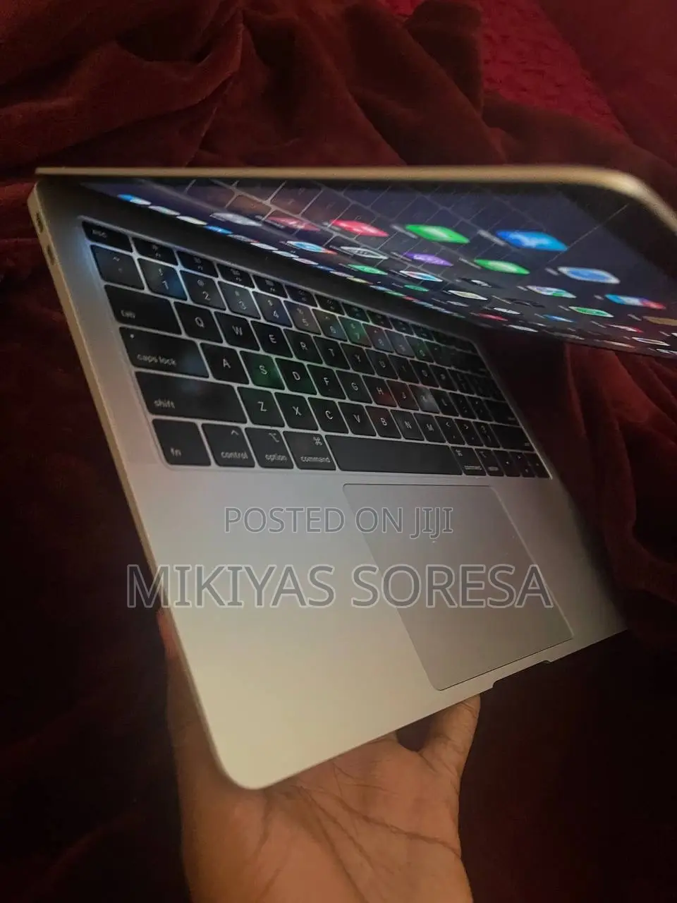 Laptop Apple MacBook 2018 8GB Intel Core i5 SSD 128GB