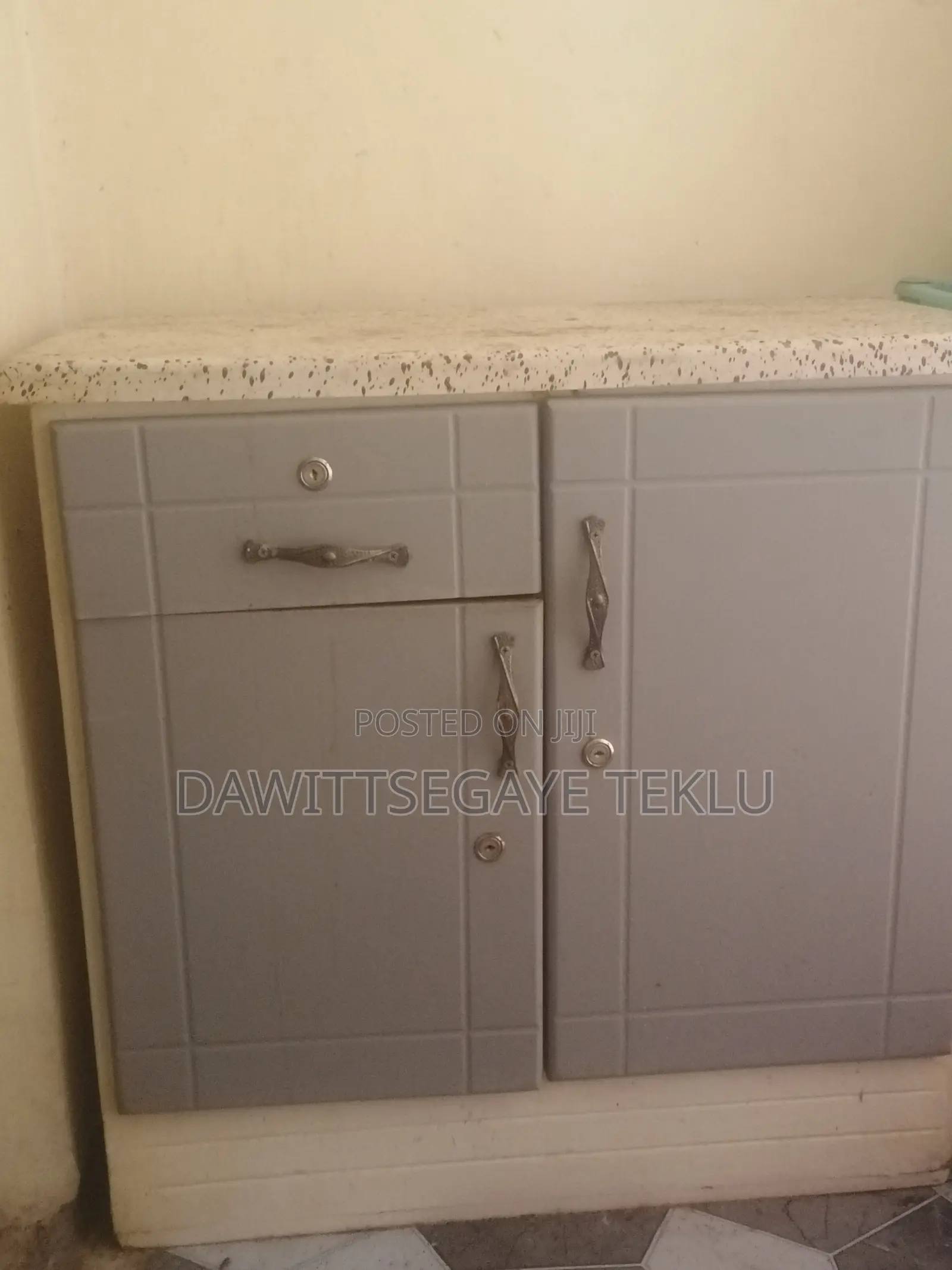 Kitchen Cabinet