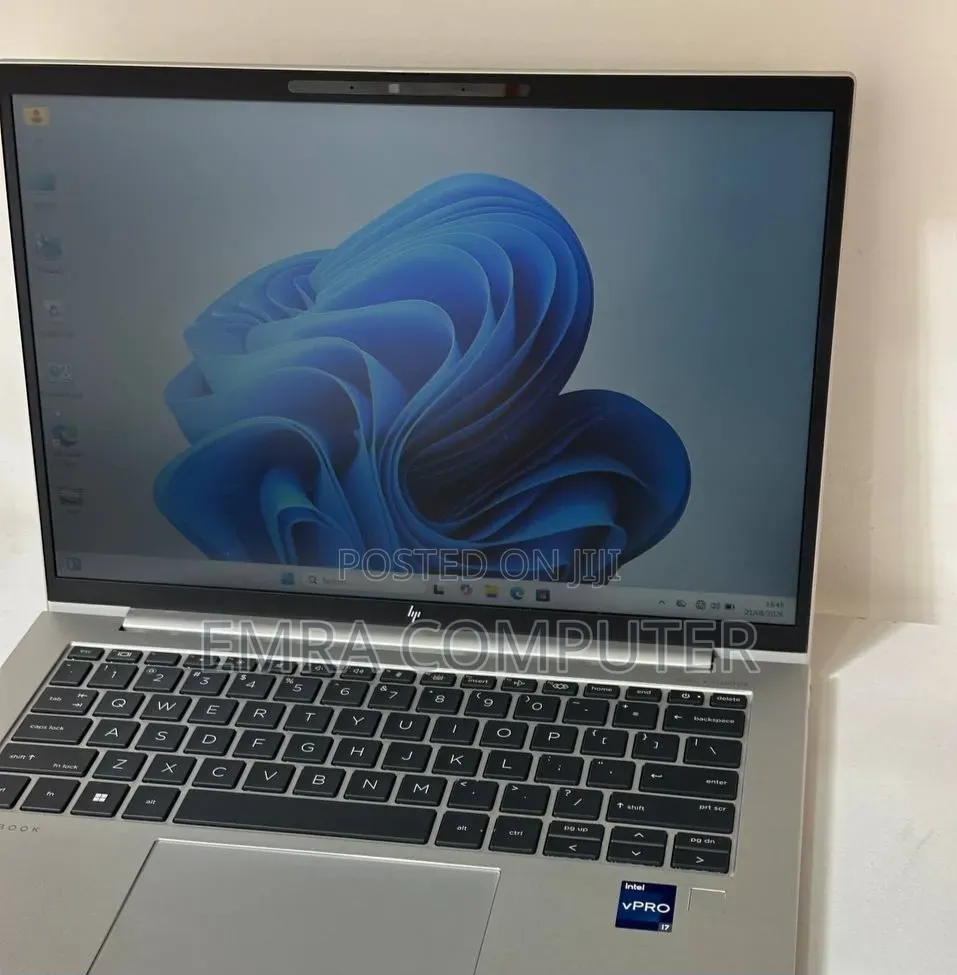 New Laptop HP EliteBook 840 10 16GB Intel Core i7 SSD 512GB