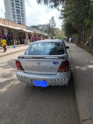 Toyota Platz 2001 Silver