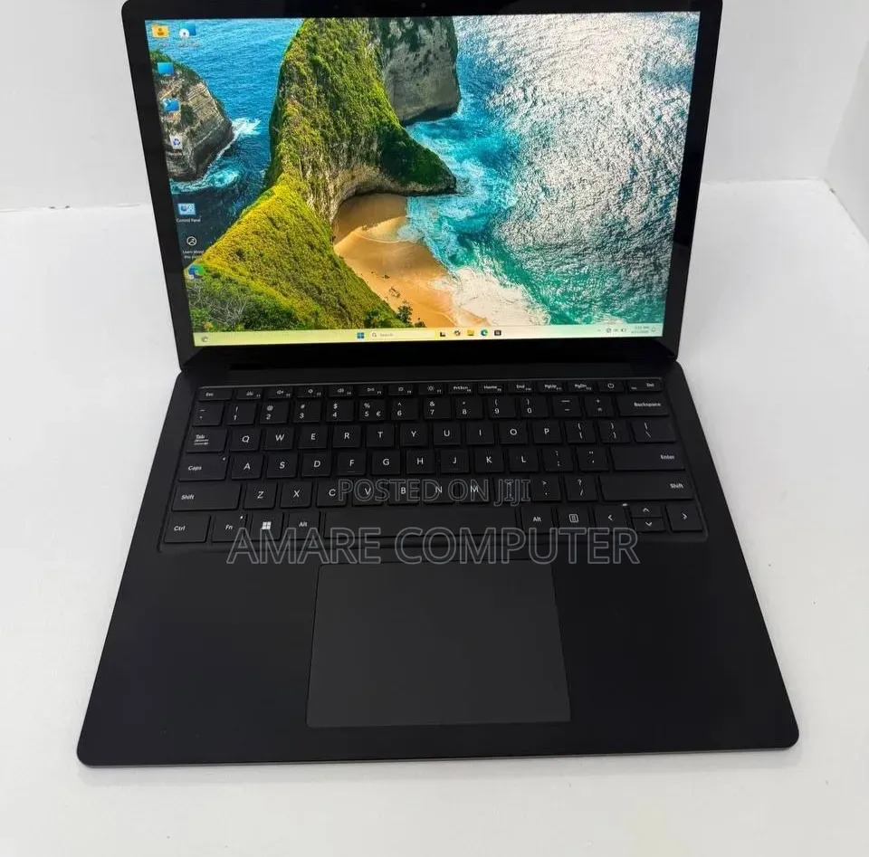 New Laptop Microsoft Surface Laptop 5 16GB Intel Core i7 SSD 256GB