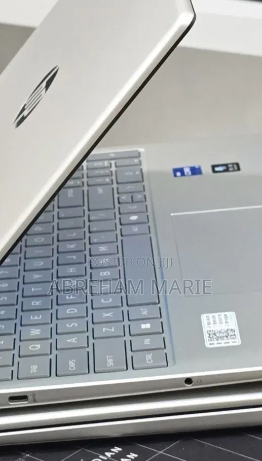 New Laptop HP Stream Notebook 16GB Intel Core i7 SSD 1T