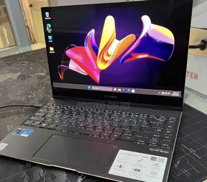 New Laptop Asus ZenBook Flip 14 UX461UA 16GB Intel Core i7 SSD 512GB