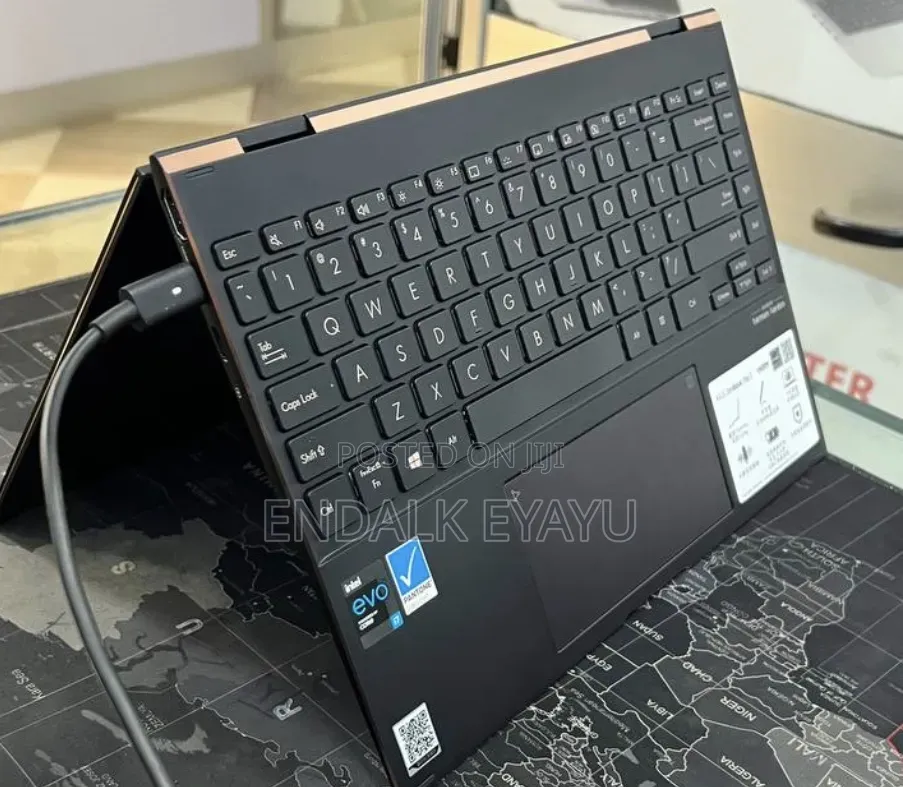 New Laptop Asus ZenBook Flip 14 UX461UA 16GB Intel Core i7 SSD 512GB
