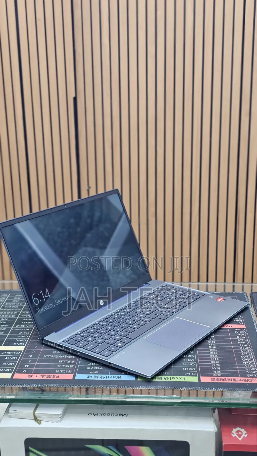 New Laptop HP Pavilion 15 8GB AMD Ryzen 5 SSD 512GB