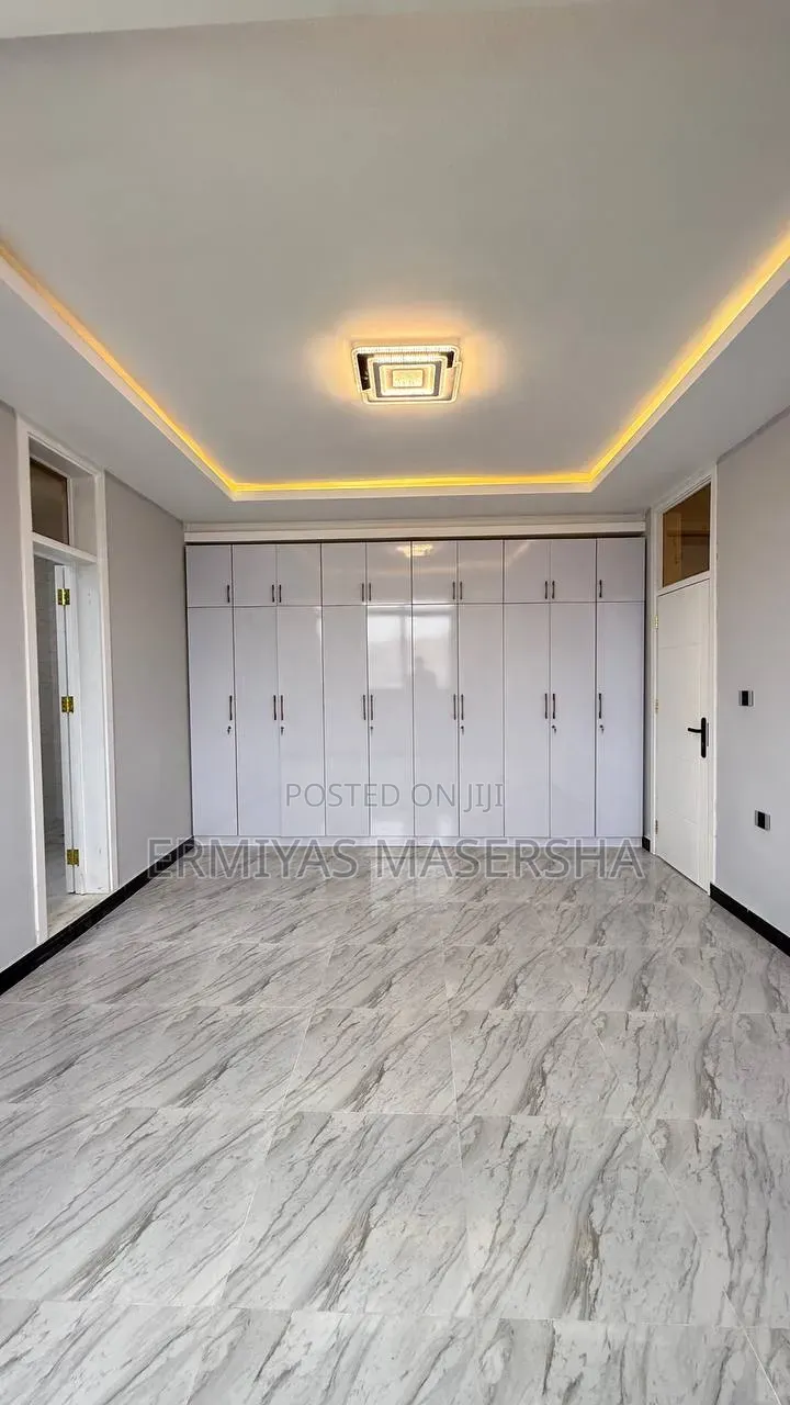 Furnished 3bdrm Apartment in Yeka for sale