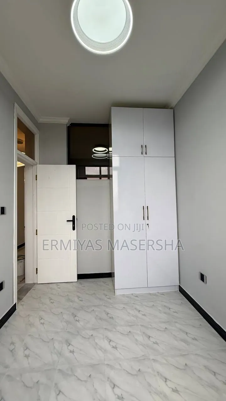 Furnished 3bdrm Apartment in Yeka for sale