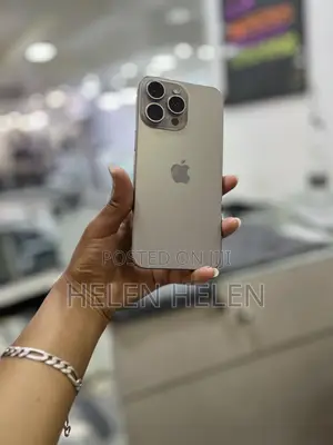 New Apple iPhone 15 Pro Max 256 GB Silver